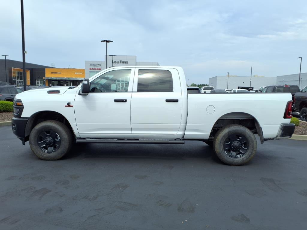 2025 Ram 3500 Tradesman photo 3