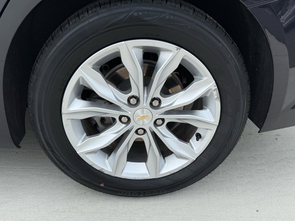 2023 Chevrolet Malibu 1LT photo 15