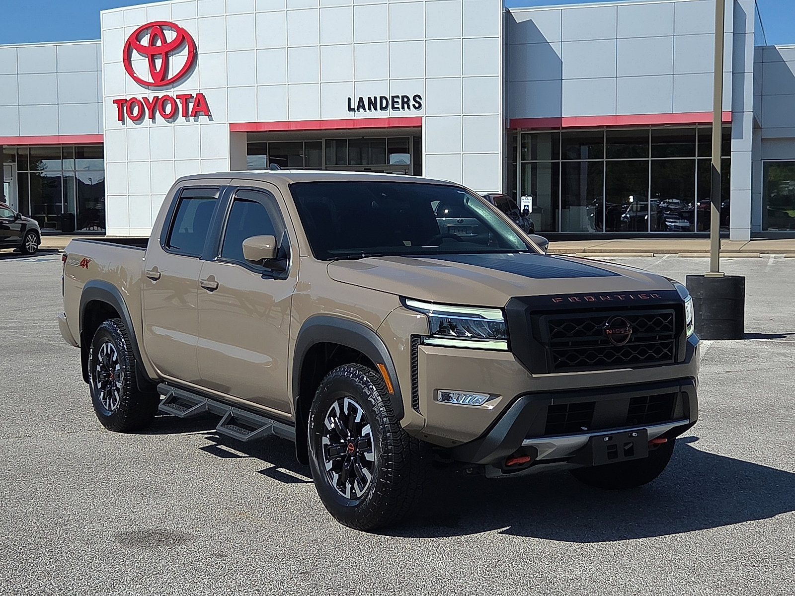 2024 Nissan Frontier