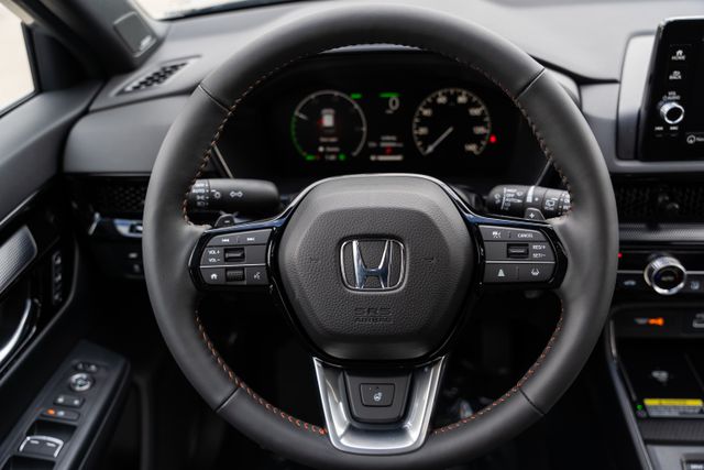 2024 Honda CR-V Hybrid Sport Touring photo 9
