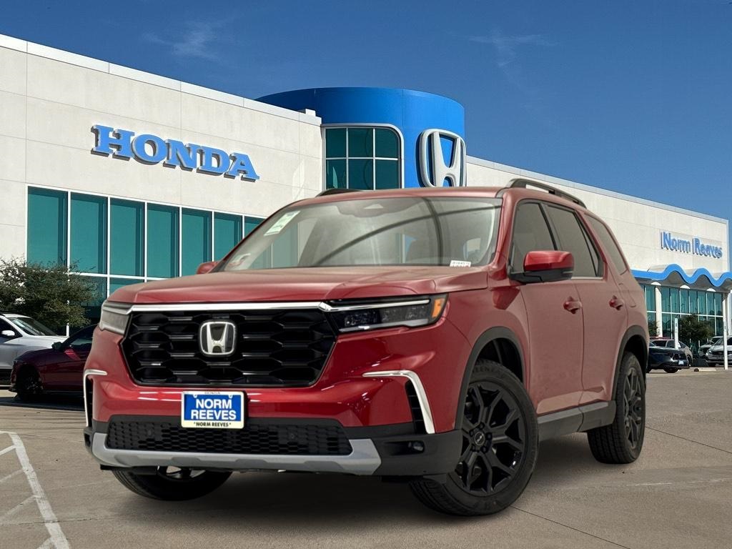 2025 Honda Pilot Touring's photo