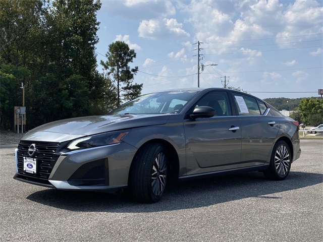2024 Nissan Altima 2.5 SV photo 7