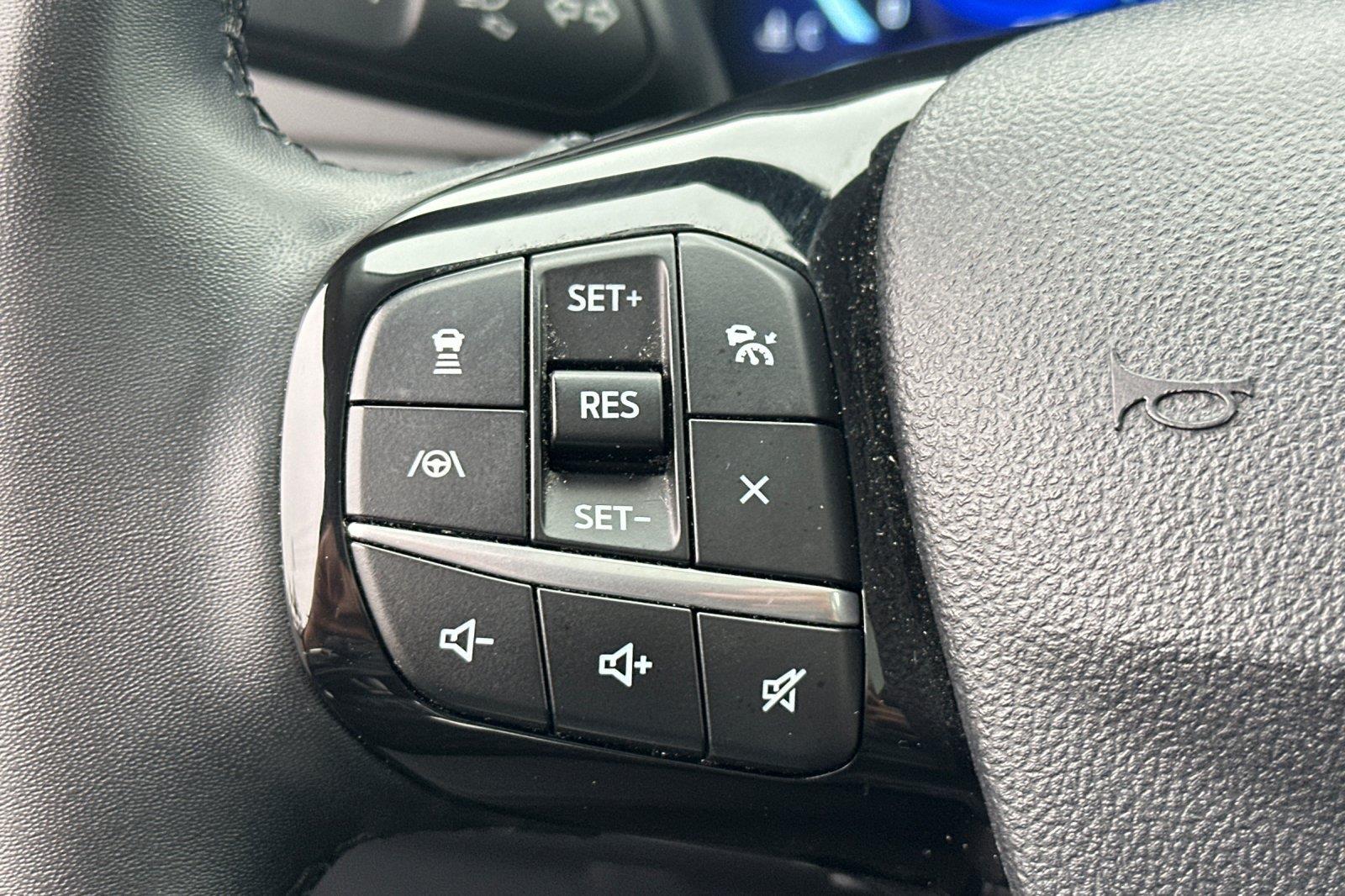 2022 Ford Escape SEL Plug-In Hybrid photo 13