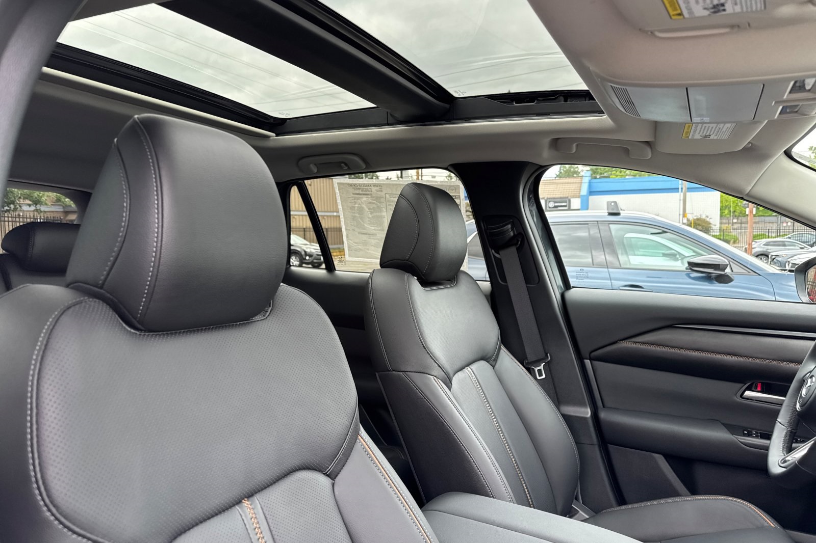 2025 Mazda CX-50 2.5 Premium Plus photo 16