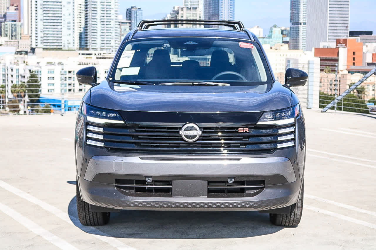 2026 Nissan Kicks SR photo 2