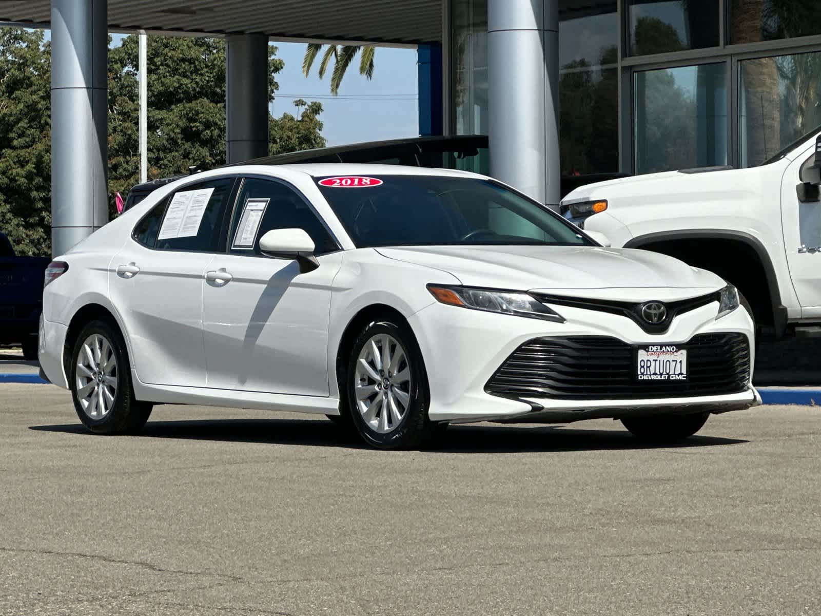 2018 Toyota Camry LE photo 7