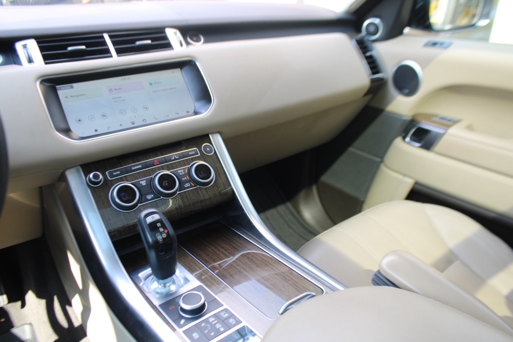 2017 Land Rover Range Rover Sport HSE photo 21
