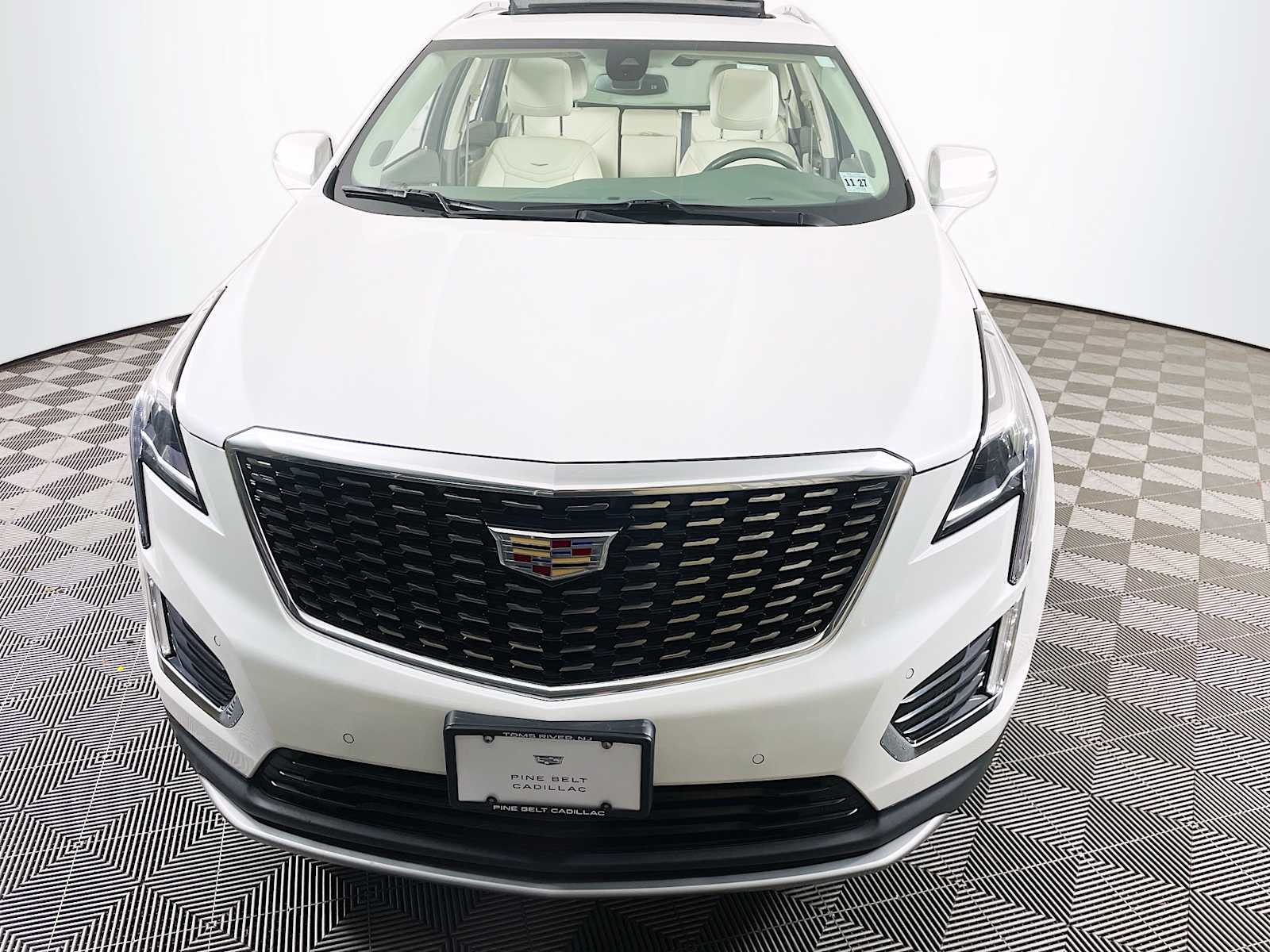 2023 Cadillac XT5 Premium Luxury photo 2