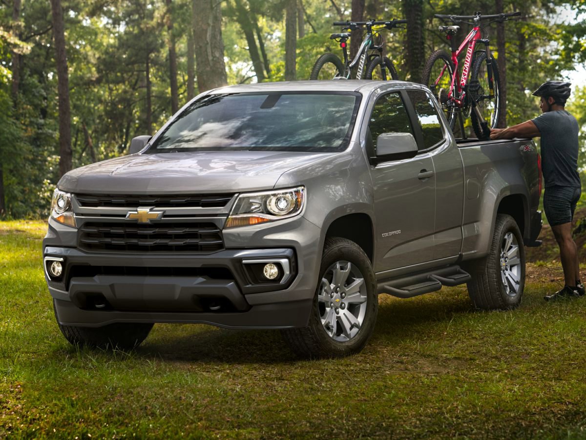 2022 Chevrolet Colorado Work Truck's photo