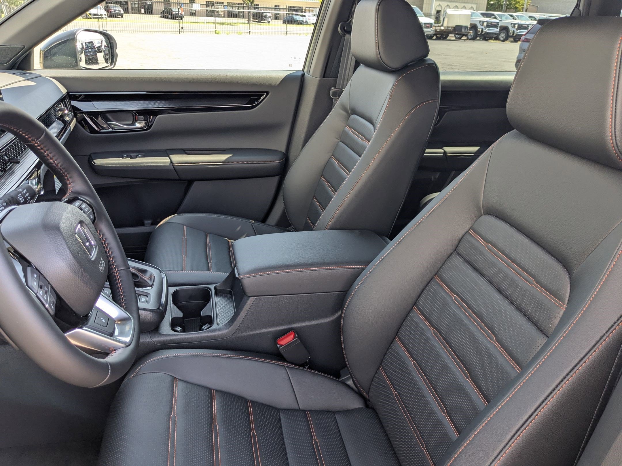 2026 Honda CR-V Sport Touring Hybrid photo 11