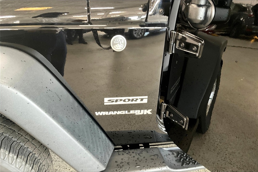 2018 Jeep Wrangler Sport photo 6