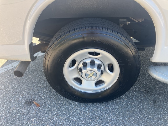 2023 Chevrolet Express 2500 Work Van photo 11
