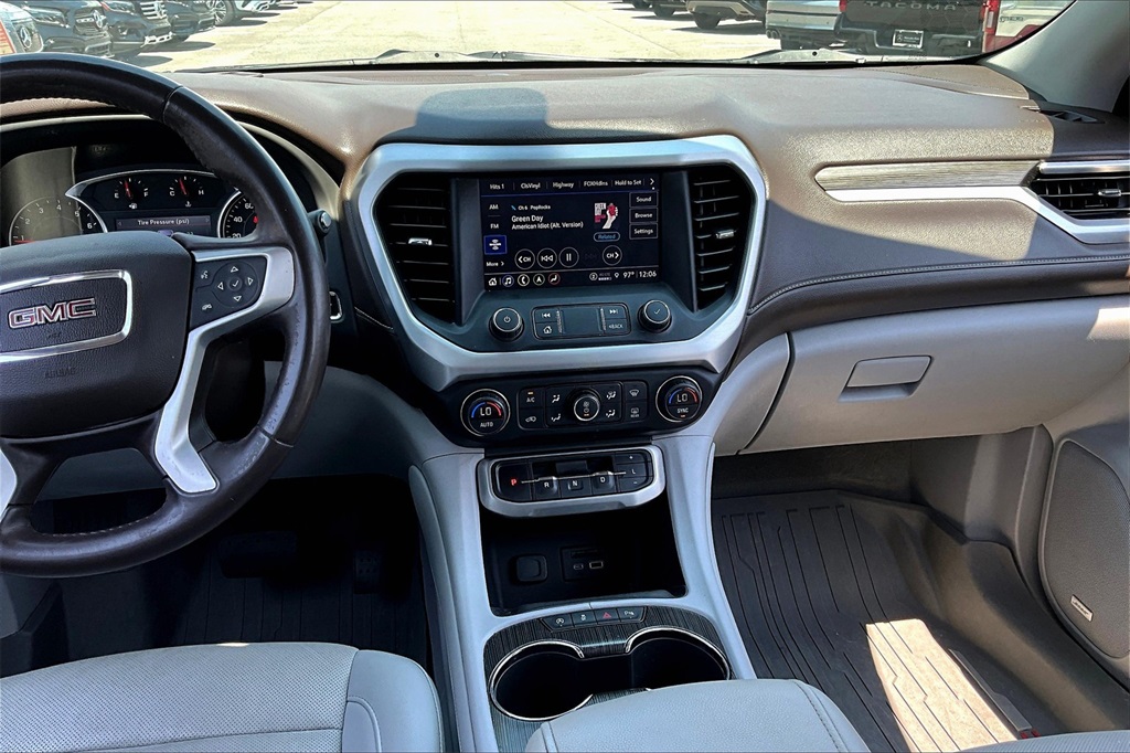 2021 Gmc Acadia SLT photo 9
