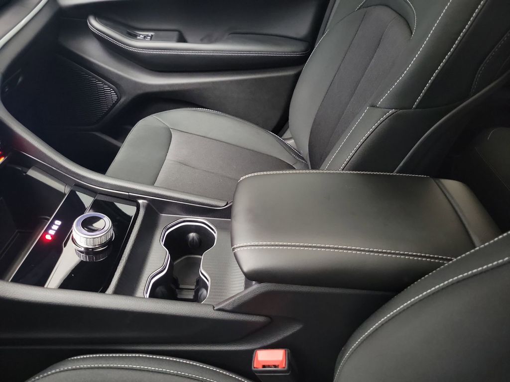 2025 Jeep Grand Cherokee Laredo photo 23