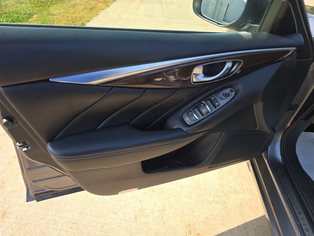 2018 Infiniti Q50 3.0t LUXE photo 9