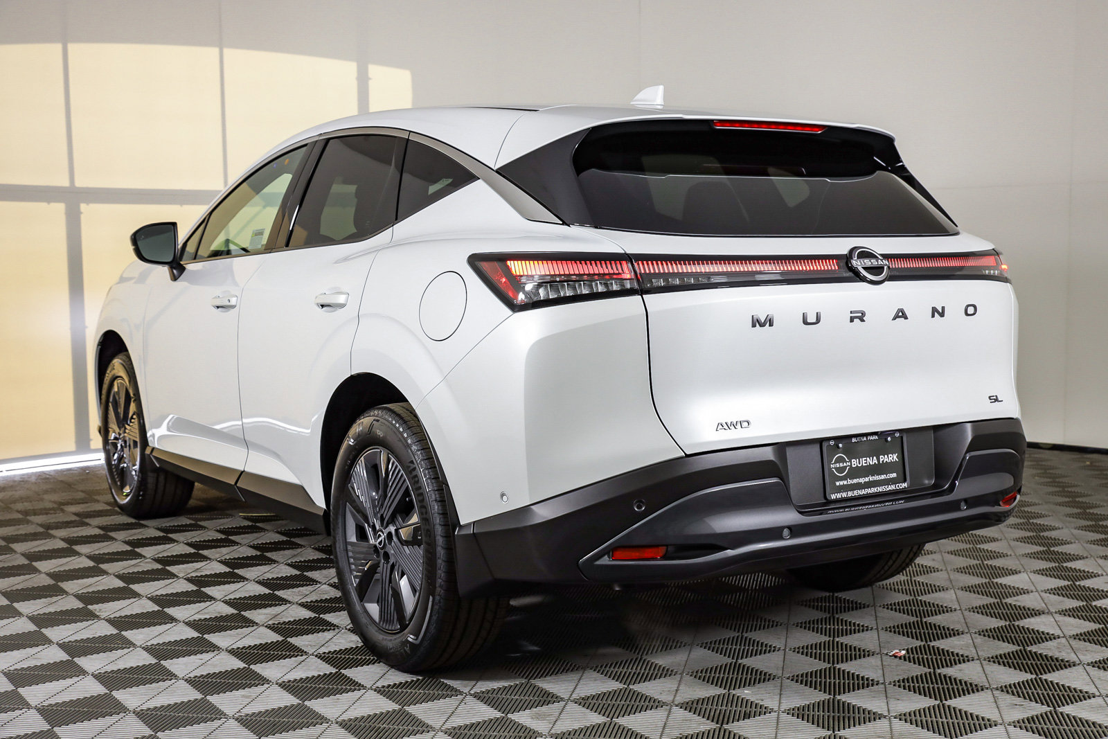 2025 Nissan Murano SL photo 9