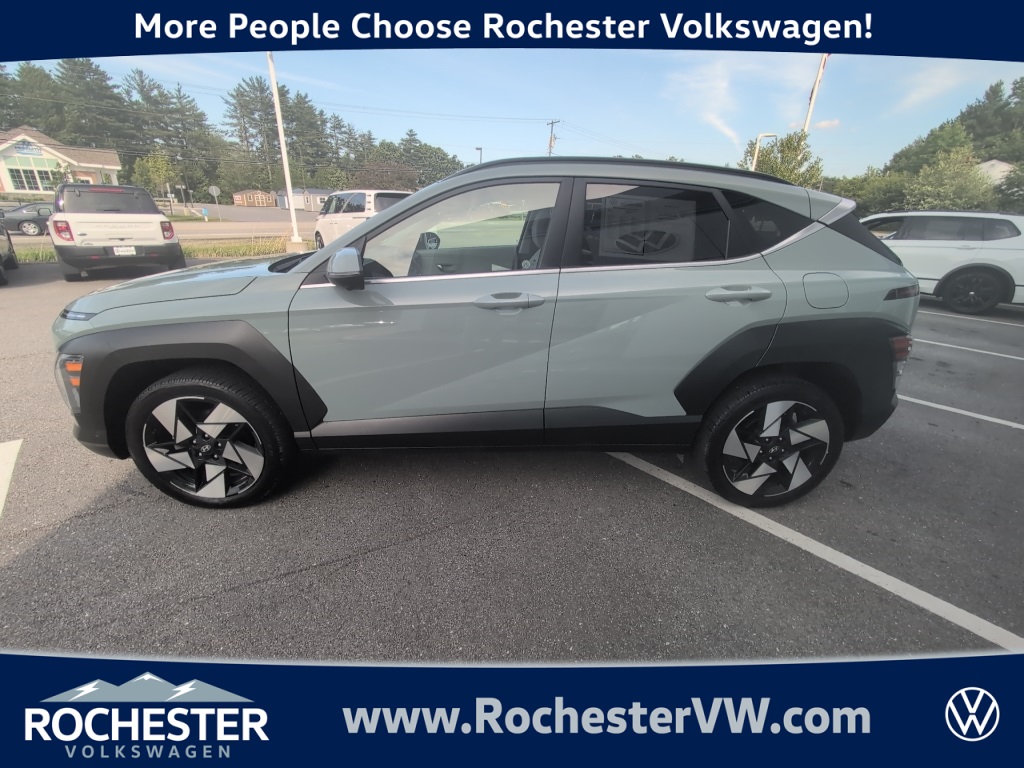 2024 Hyundai Kona Limited photo 3