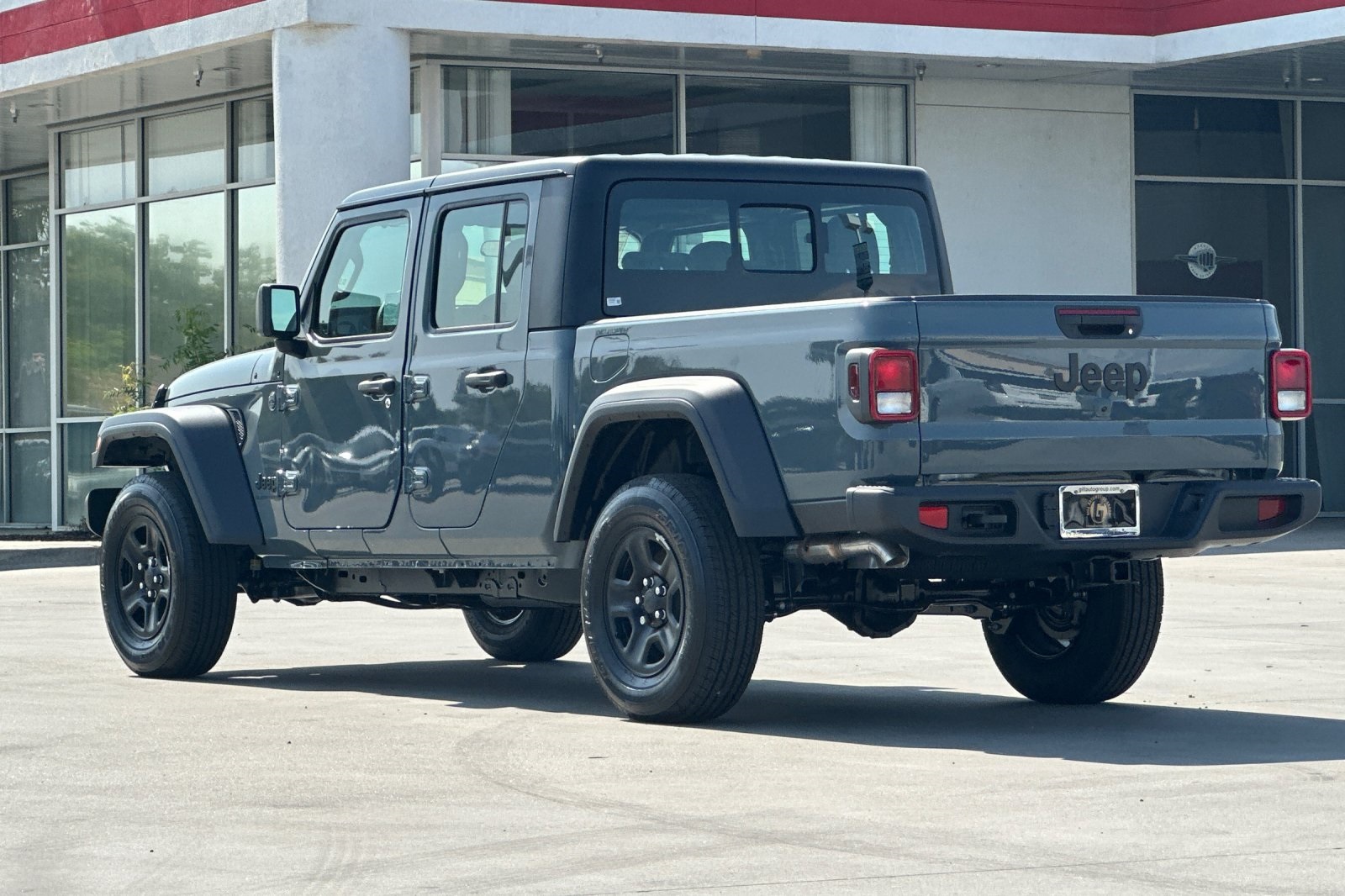 2025 Jeep Gladiator Sport photo 4
