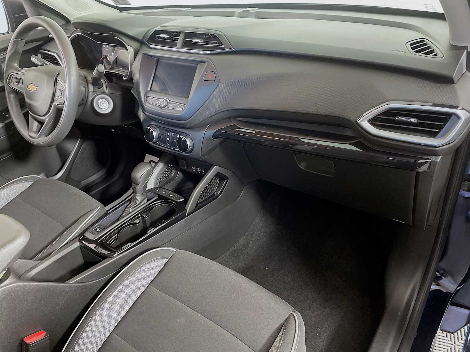2021 Chevrolet Trailblazer LS photo 23