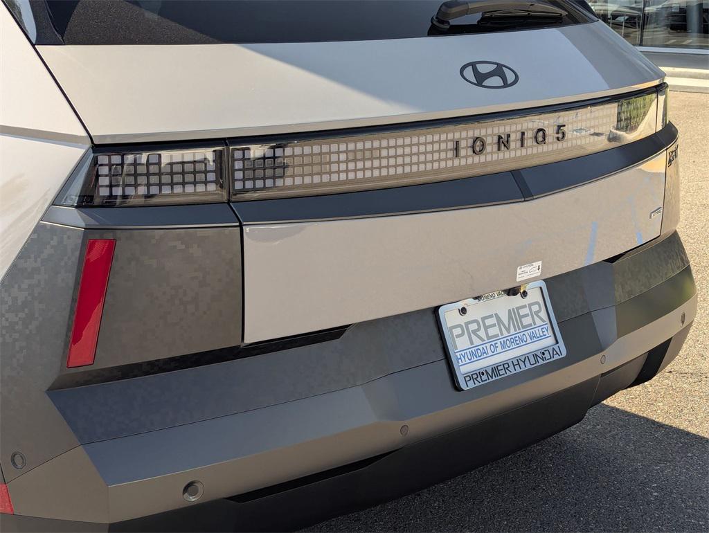 2025 Hyundai Ioniq 5 photo 32