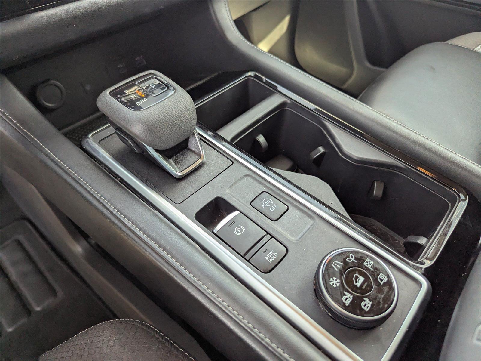 2023 Nissan Pathfinder SL photo 22