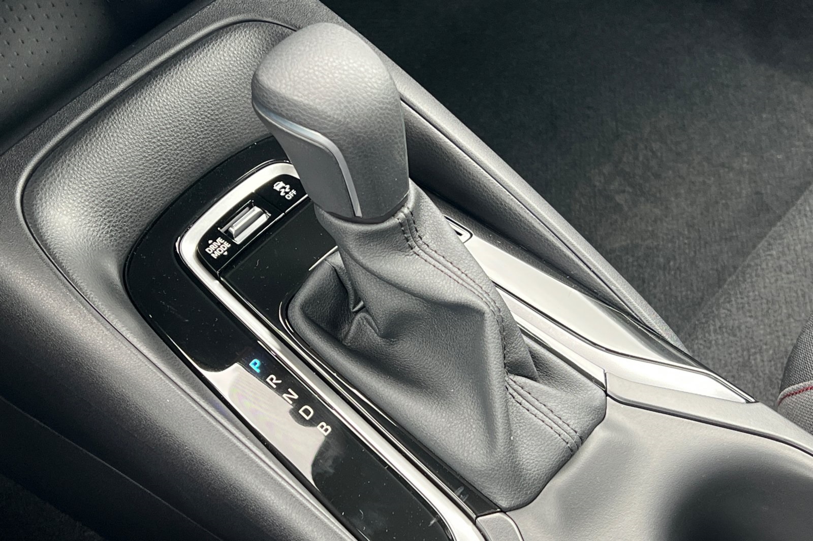 2026 Toyota Corolla SE photo 21