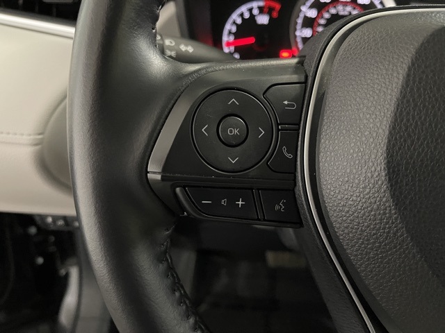 2022 Toyota Corolla Cross LE photo 23
