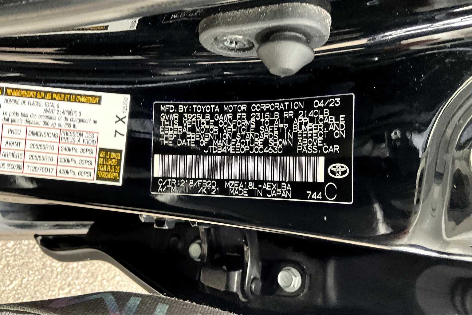 2023 Toyota Corolla LE photo 28