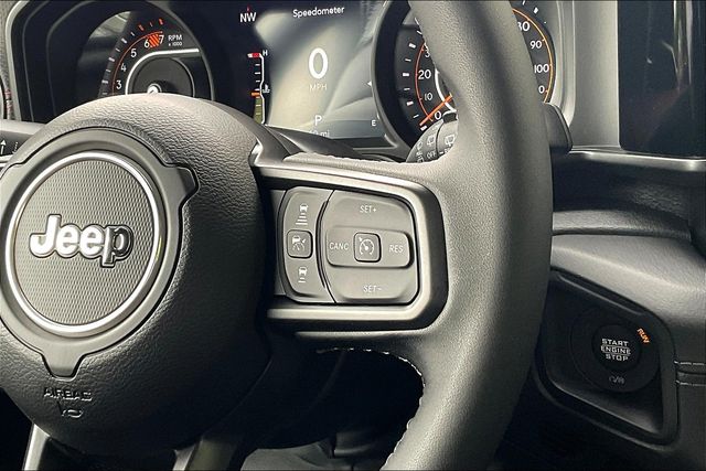 2025 Jeep Wrangler Rubicon photo 18