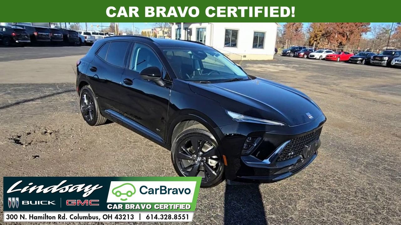 2025 Buick Envision Sport Touring photo 3