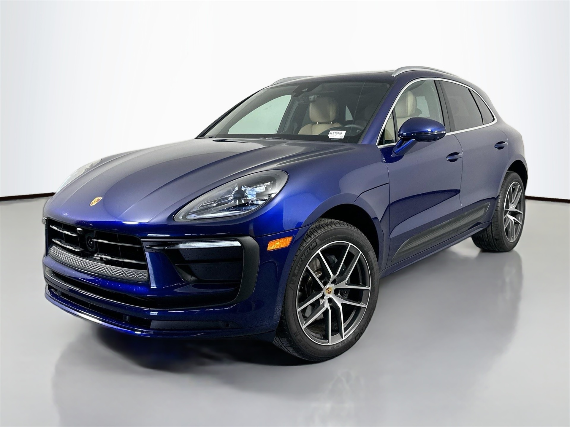 2024 Porsche Macan Base