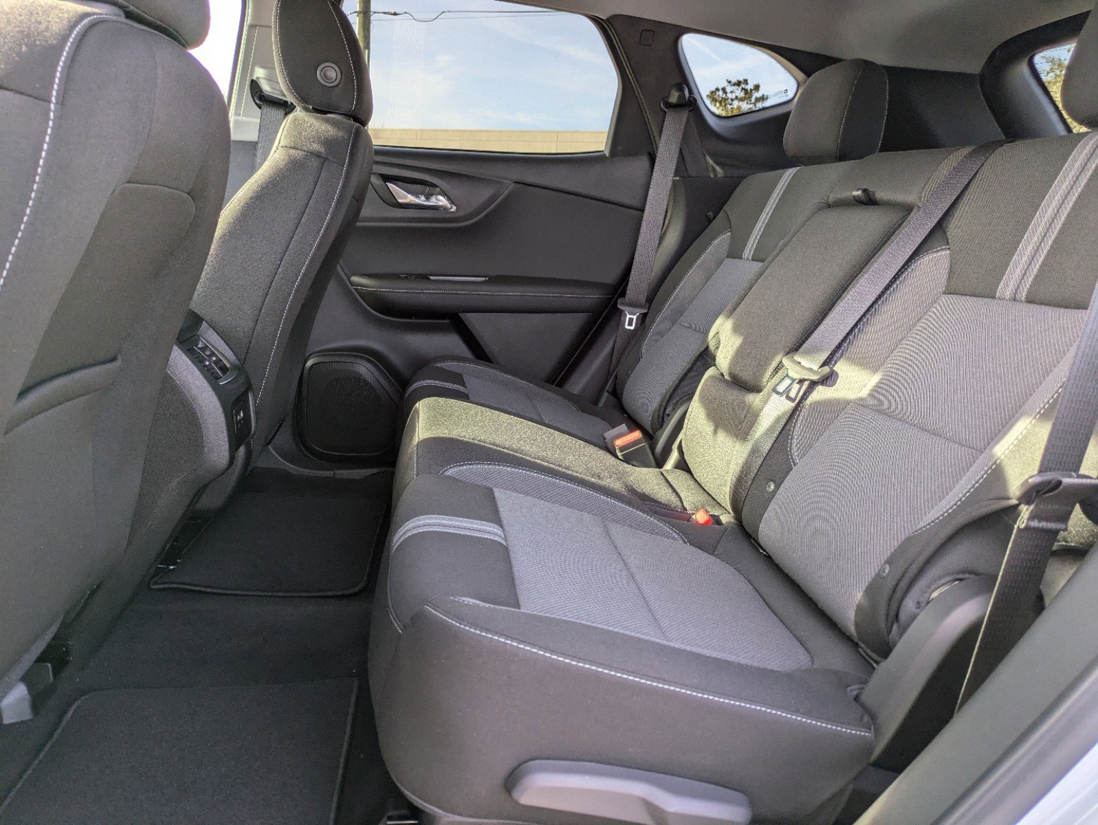 2025 Chevrolet Blazer 2LT photo 13