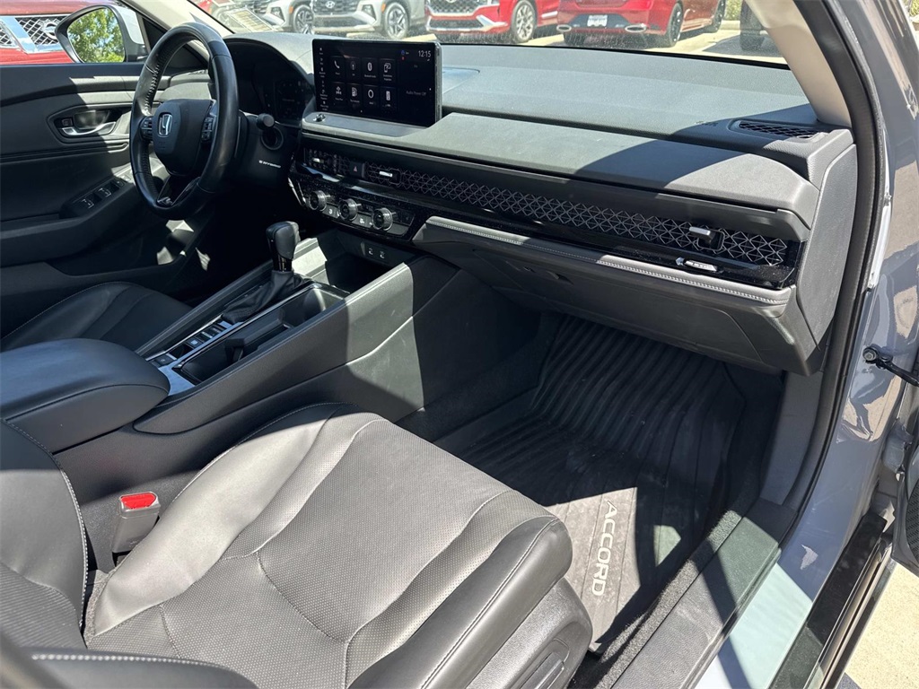 2023 Honda Accord Hybrid EX-L photo 11