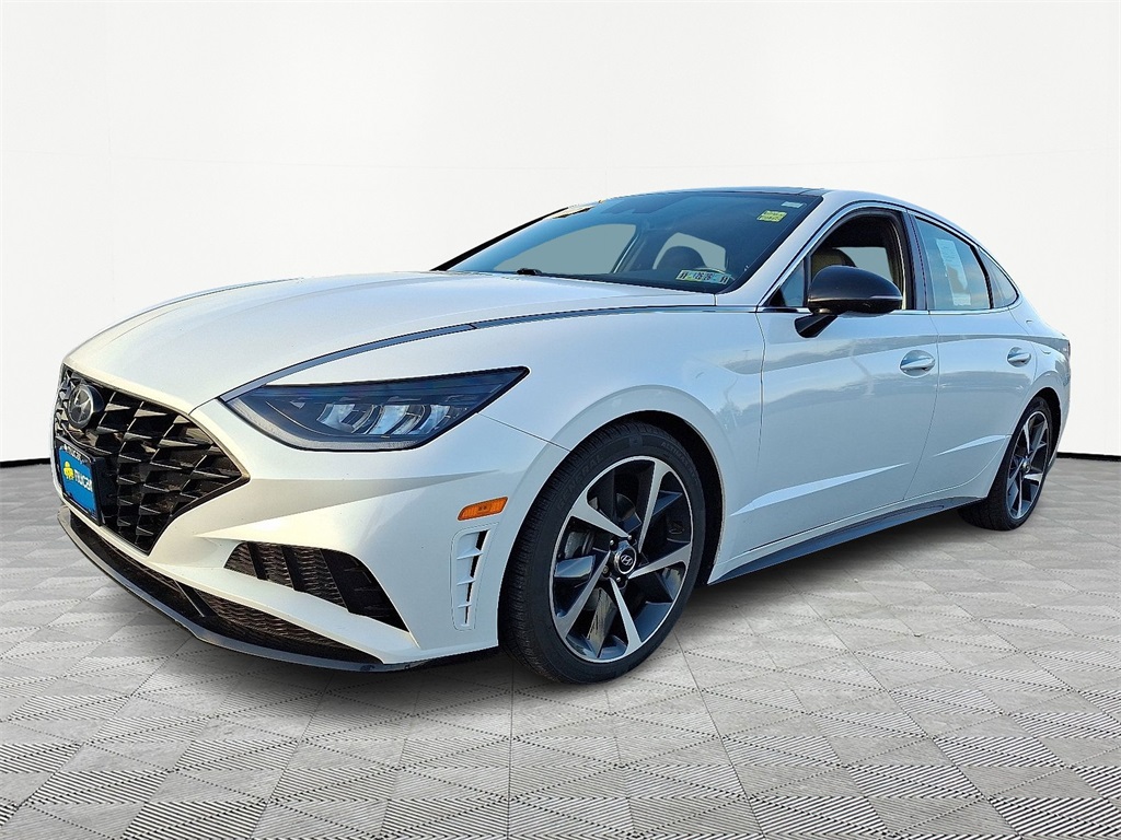 2022 Hyundai Sonata SEL Plus photo 3