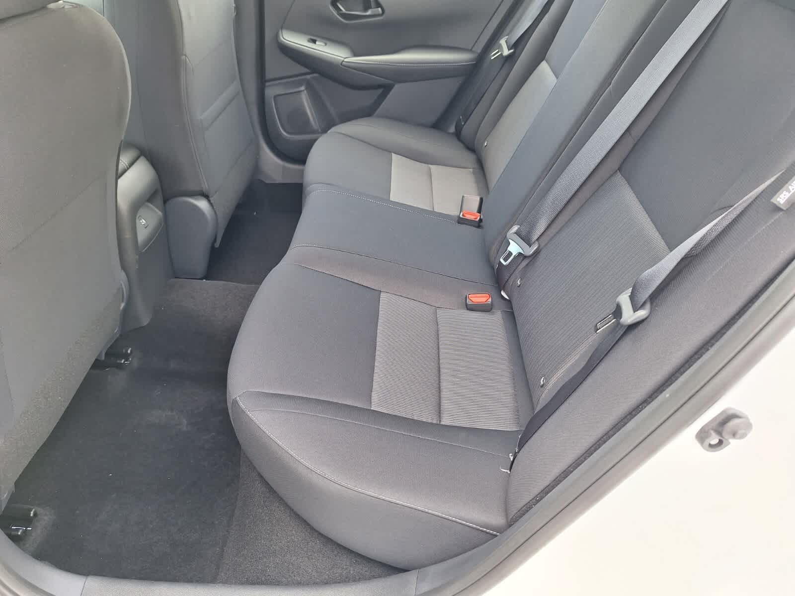 2025 Nissan Sentra SV photo 20