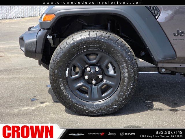 2025 Jeep Wrangler Sport photo 9