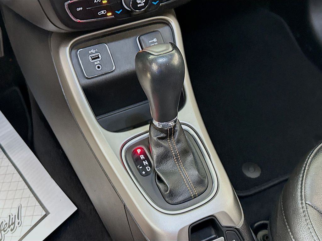 2020 Jeep Compass Latitude photo 17