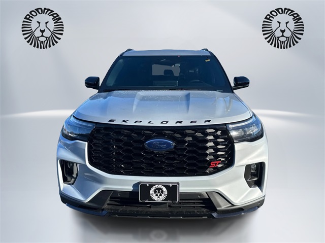 2026 Ford Explorer ST photo 2