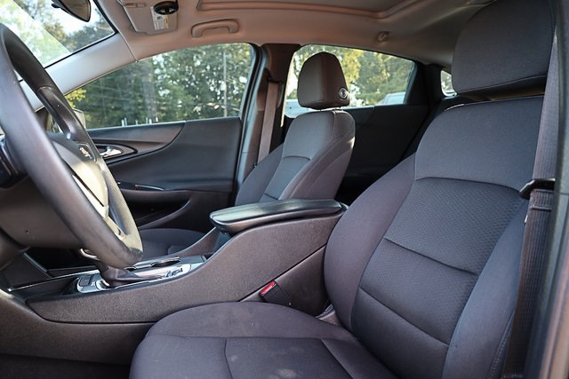 2022 Chevrolet Malibu 1LT photo 27