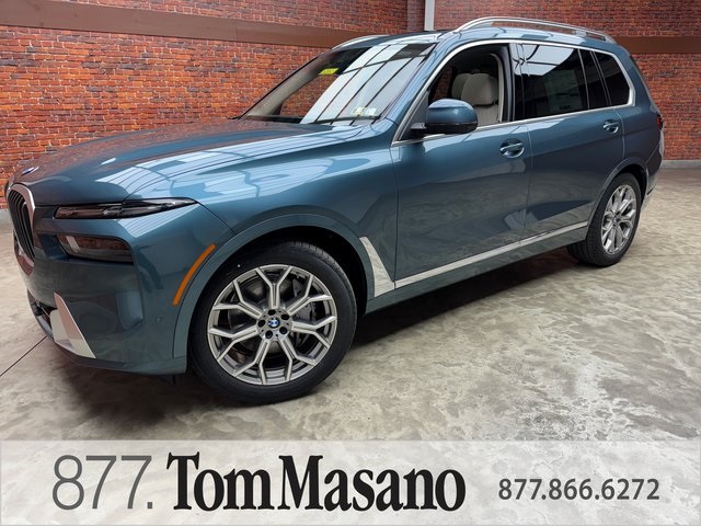 2026 BMW X7 40i's photo