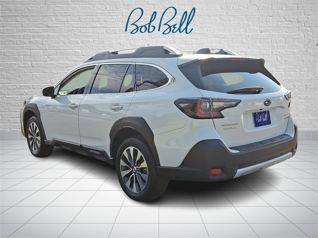 2025 Subaru Outback Touring XT photo 4