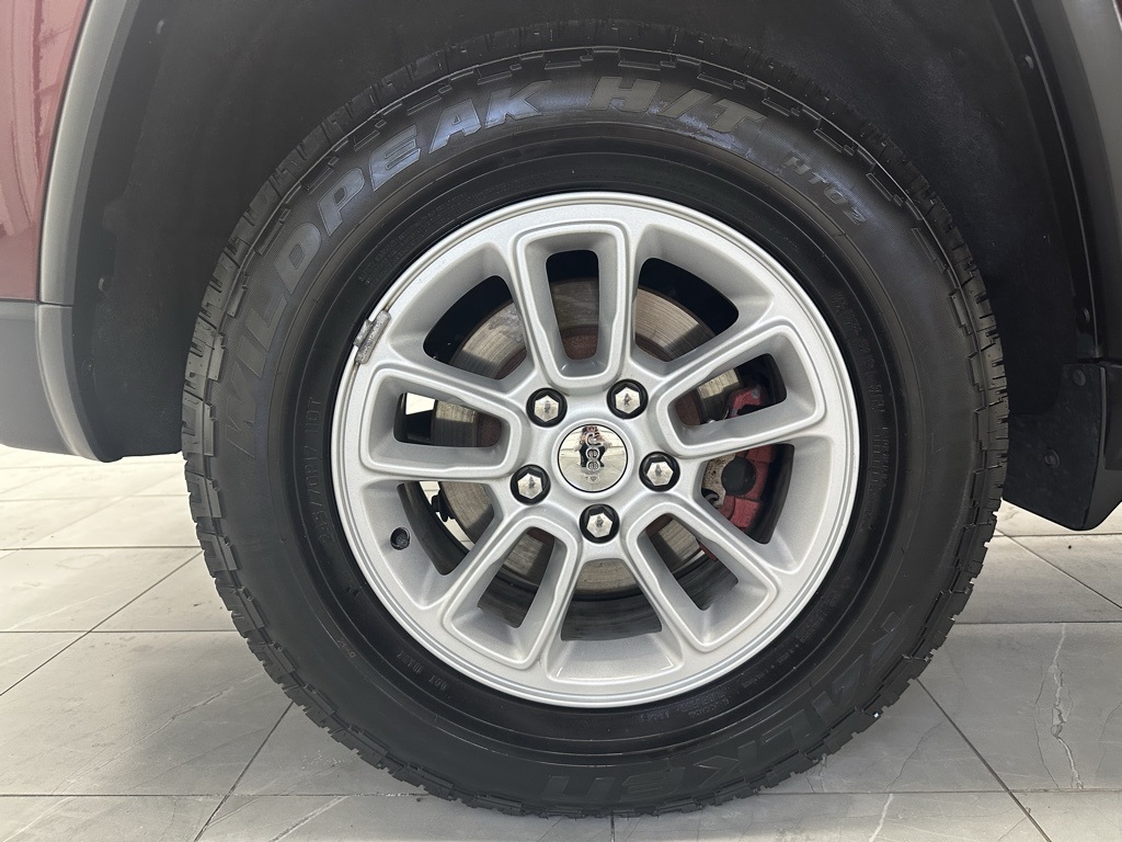 2018 Jeep Grand Cherokee Laredo photo 12