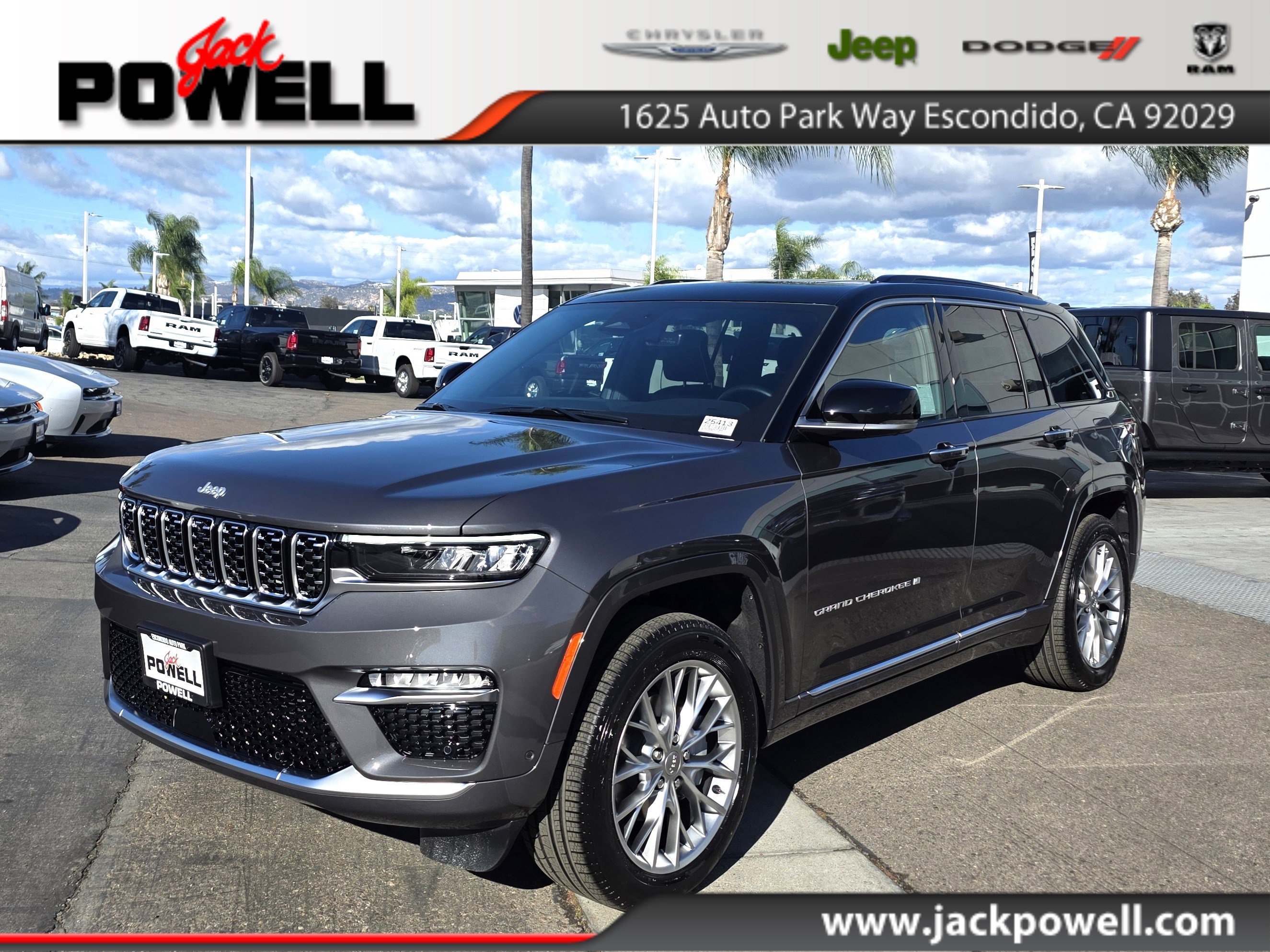 2025 Jeep Grand Cherokee Summit's photo