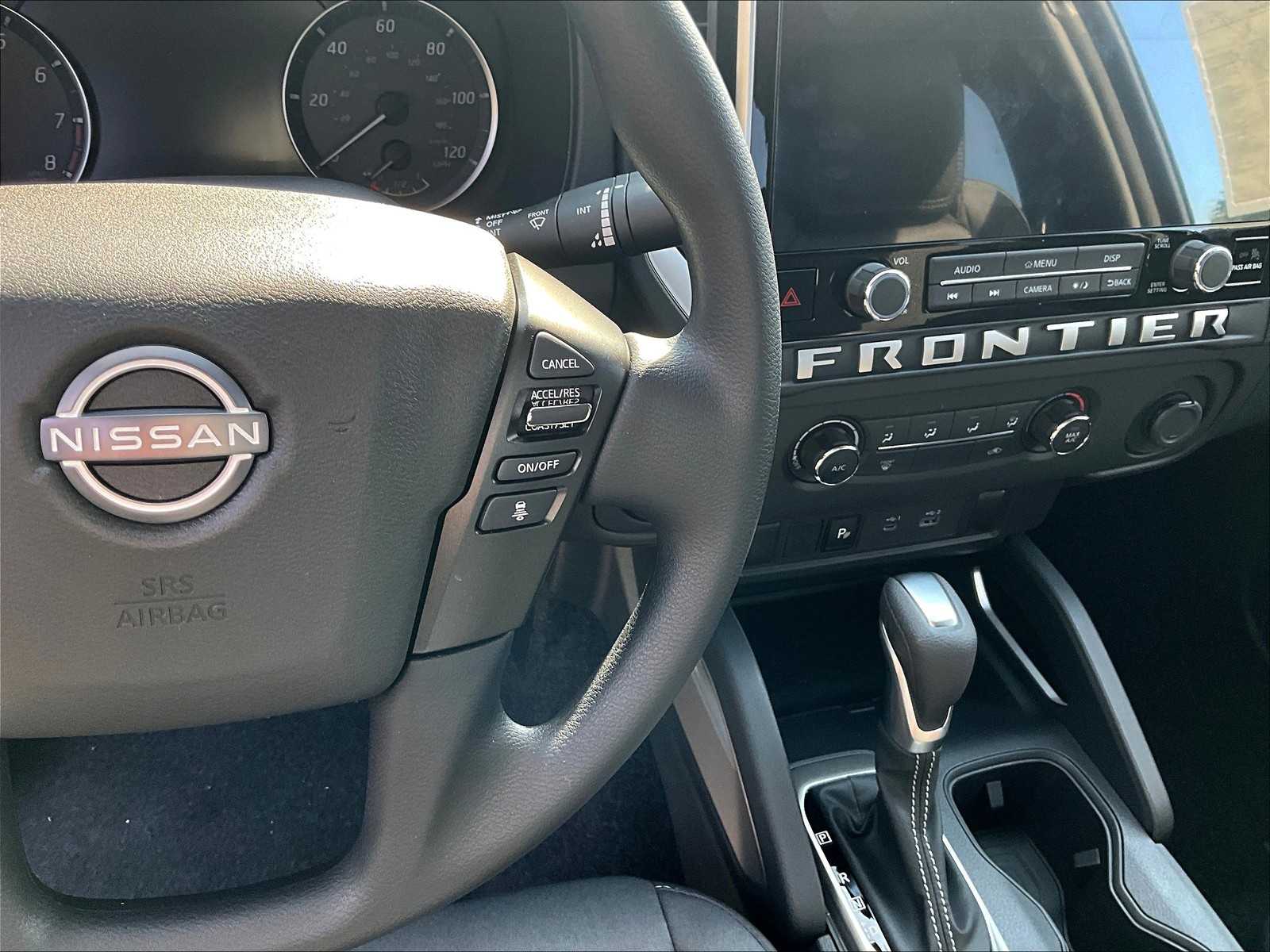 2025 Nissan Frontier SV photo 19
