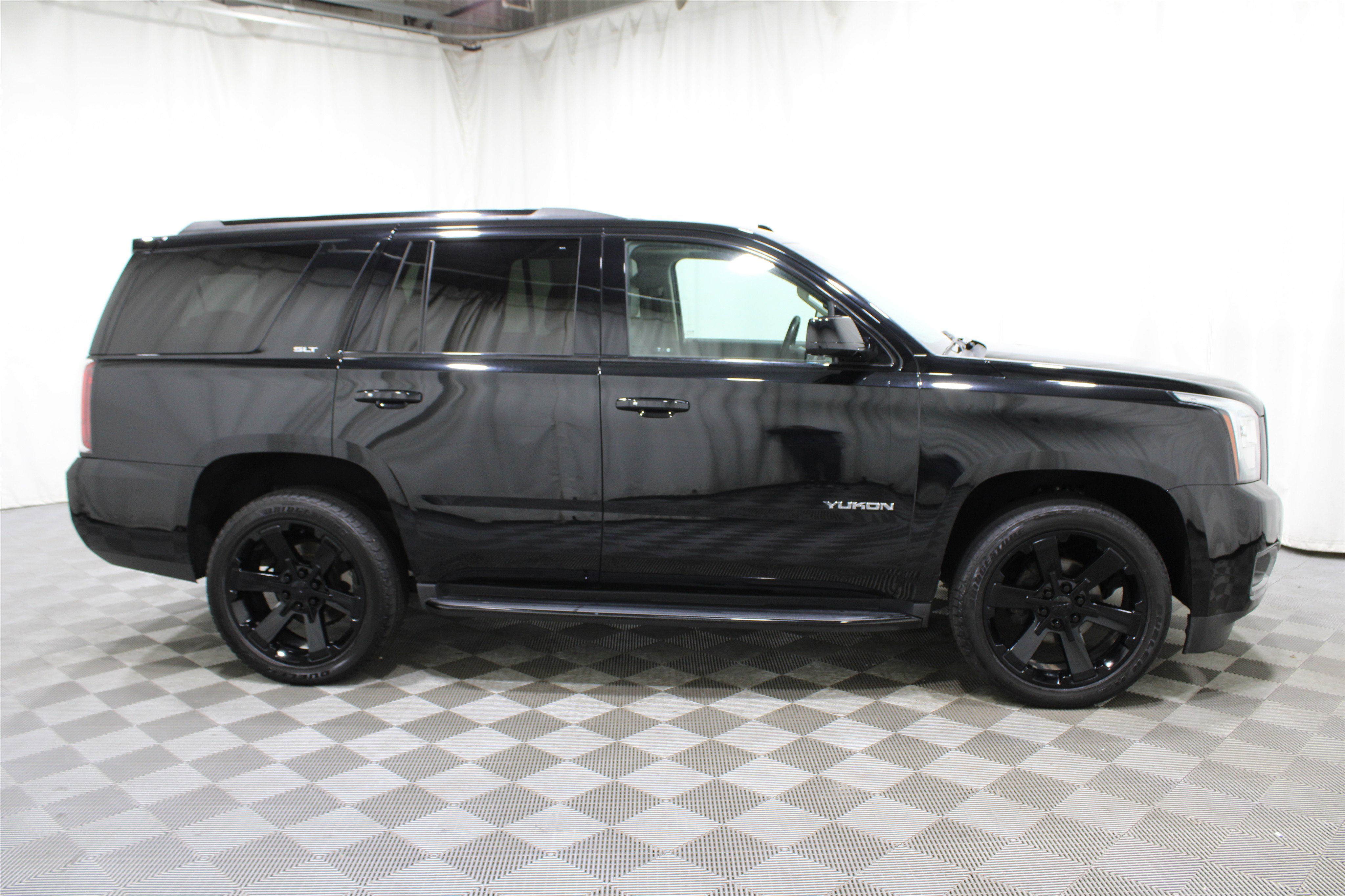 2020 Gmc Yukon SLT photo 22