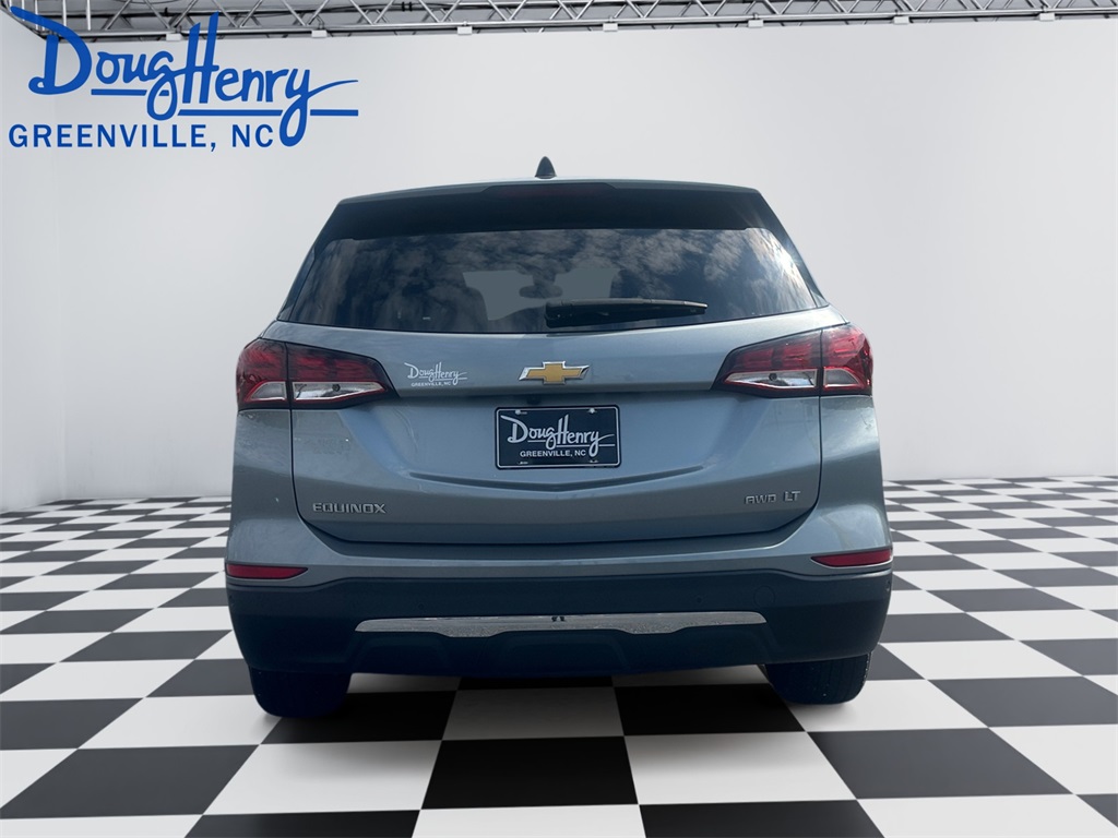 2023 Chevrolet Equinox LT photo 4