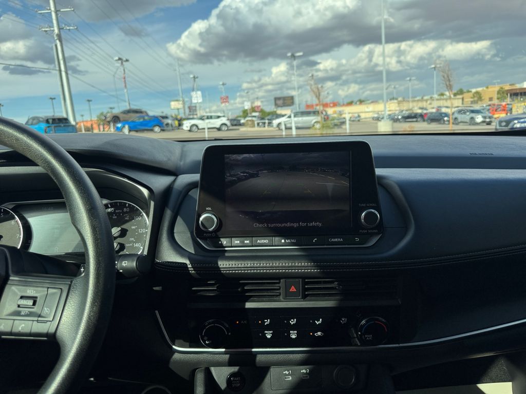 2025 Nissan Rogue S photo 21