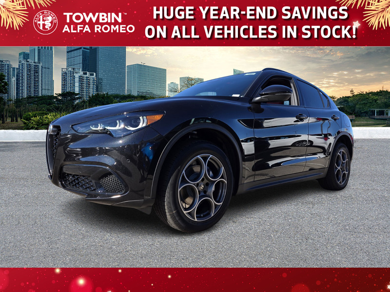 2025 Alfa Romeo Stelvio Base's photo