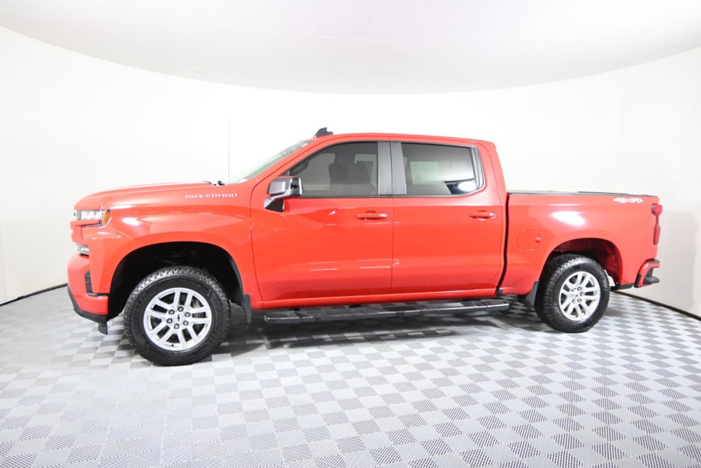 Used 2019 Chevrolet Silverado 1500 RST with VIN 3GCUYEEDXKG246572 for sale in Forest Lake, Minnesota