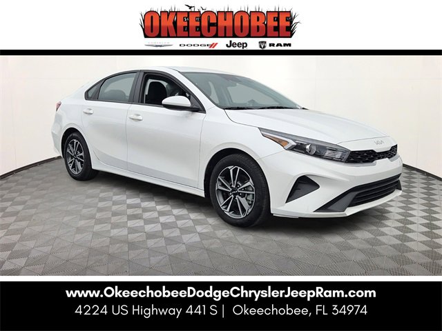 2024 Kia Forte LXS's photo